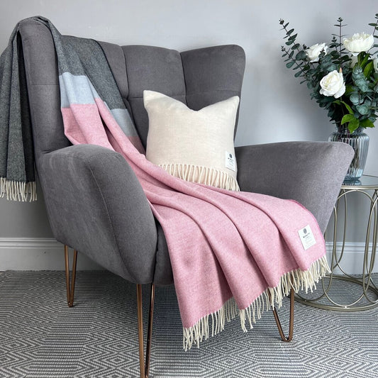 McNutt Supersoft Throw Paris