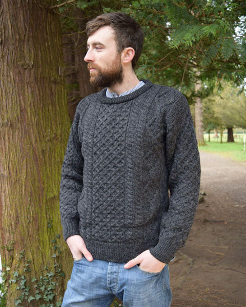 Light aran in charcoal