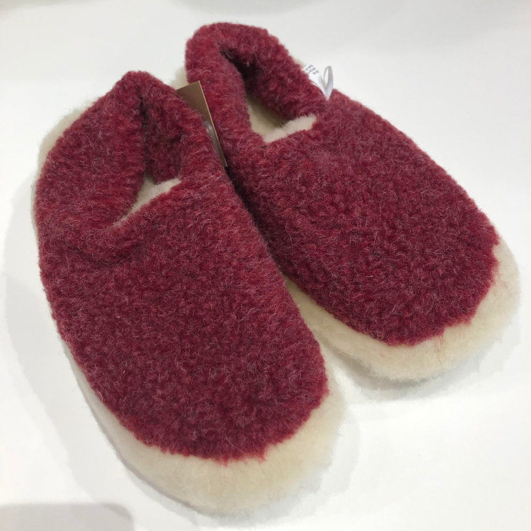 Red merino wool slippers – soft and breathable with cream anti-slip sole