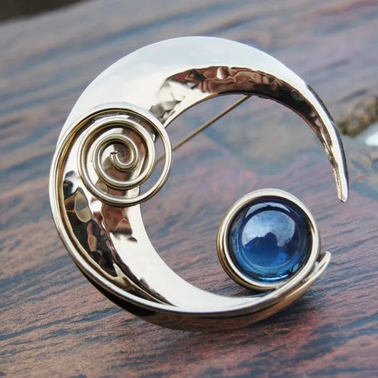 Celtic Crescent Moon Large