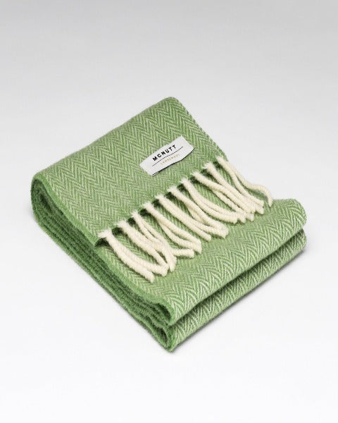 McNutts Children scarf golf green