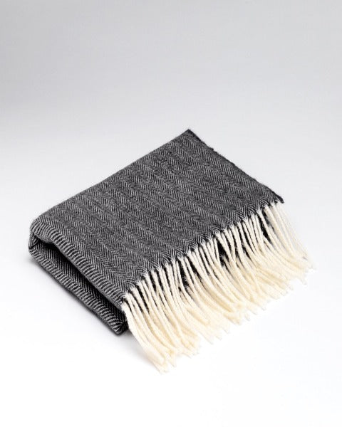 McNutt Cashmere Scarf Dark Grey 