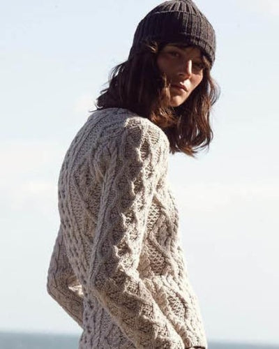 Side Profile of an Aran sweater with lattice design